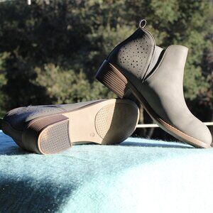 NWOT Jeossy Women's Memory Foam Ankle Boots No Zipper Size 9.5